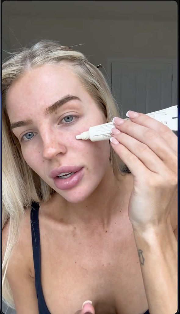 Caroline W., 38
